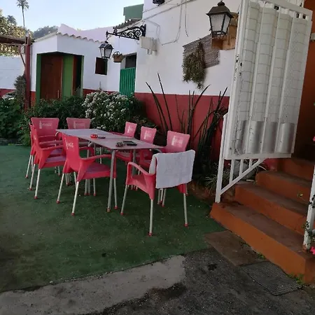 Residencia Los Conejos - Bike & Motorbike Las Palmas Exterior photo