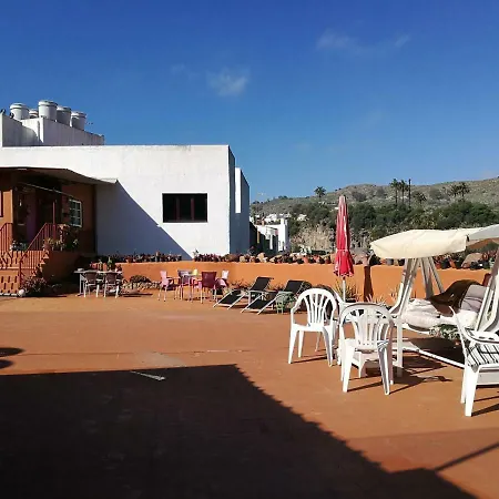 Residencia Los Conejos - Bike & Motorbike Las Palmas Exterior photo