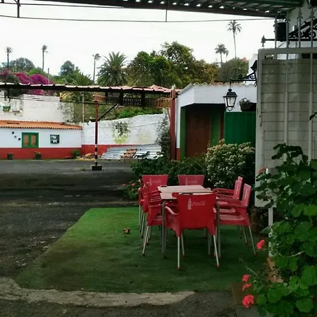 Residencia Los Conejos - Bike & Motorbike Las Palmas Exterior photo