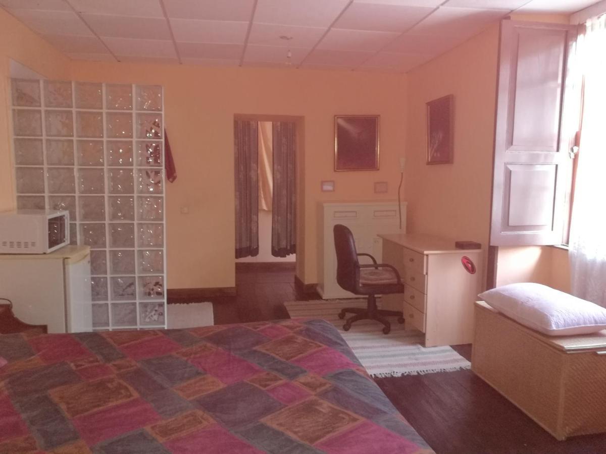Residencia Conejos - Bike & Motorbike Kwatera prywatna *