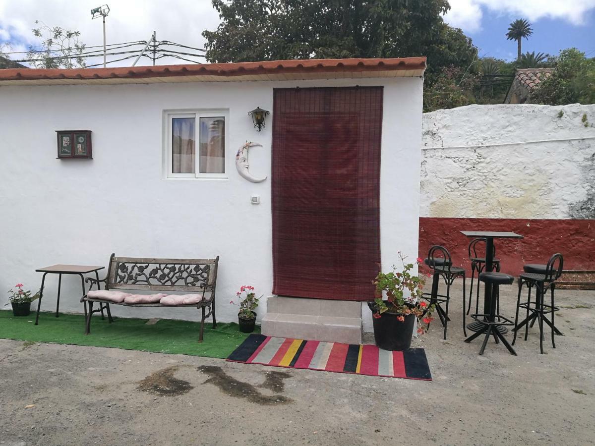 Residencia Conejos - Bike & Motorbike Kwatera prywatna